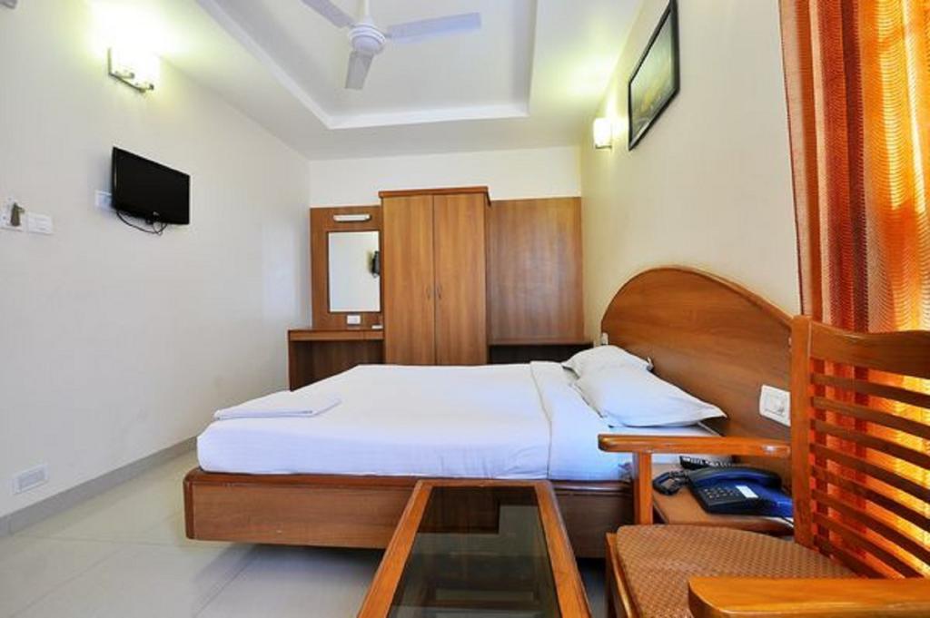 Hotel Spr Inn Coimbatore Room photo